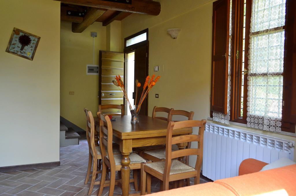 Tuscany Country Apartments กัมบาสซี แตร์เม ภายนอก รูปภาพ