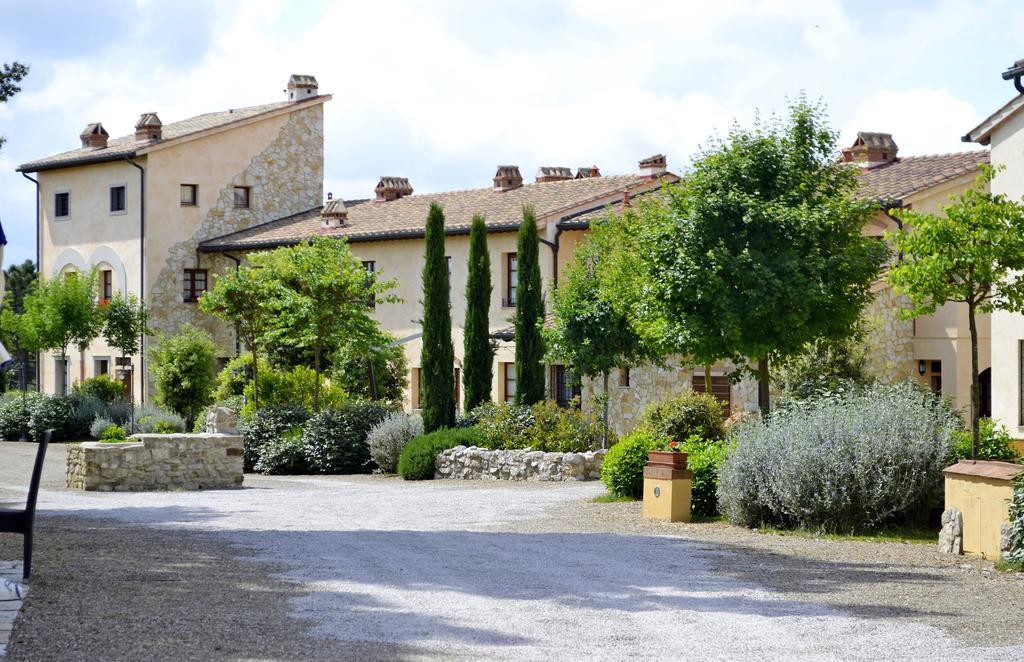 Tuscany Country Apartments กัมบาสซี แตร์เม ภายนอก รูปภาพ