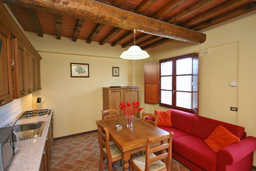 Tuscany Country Apartments กัมบาสซี แตร์เม ภายนอก รูปภาพ