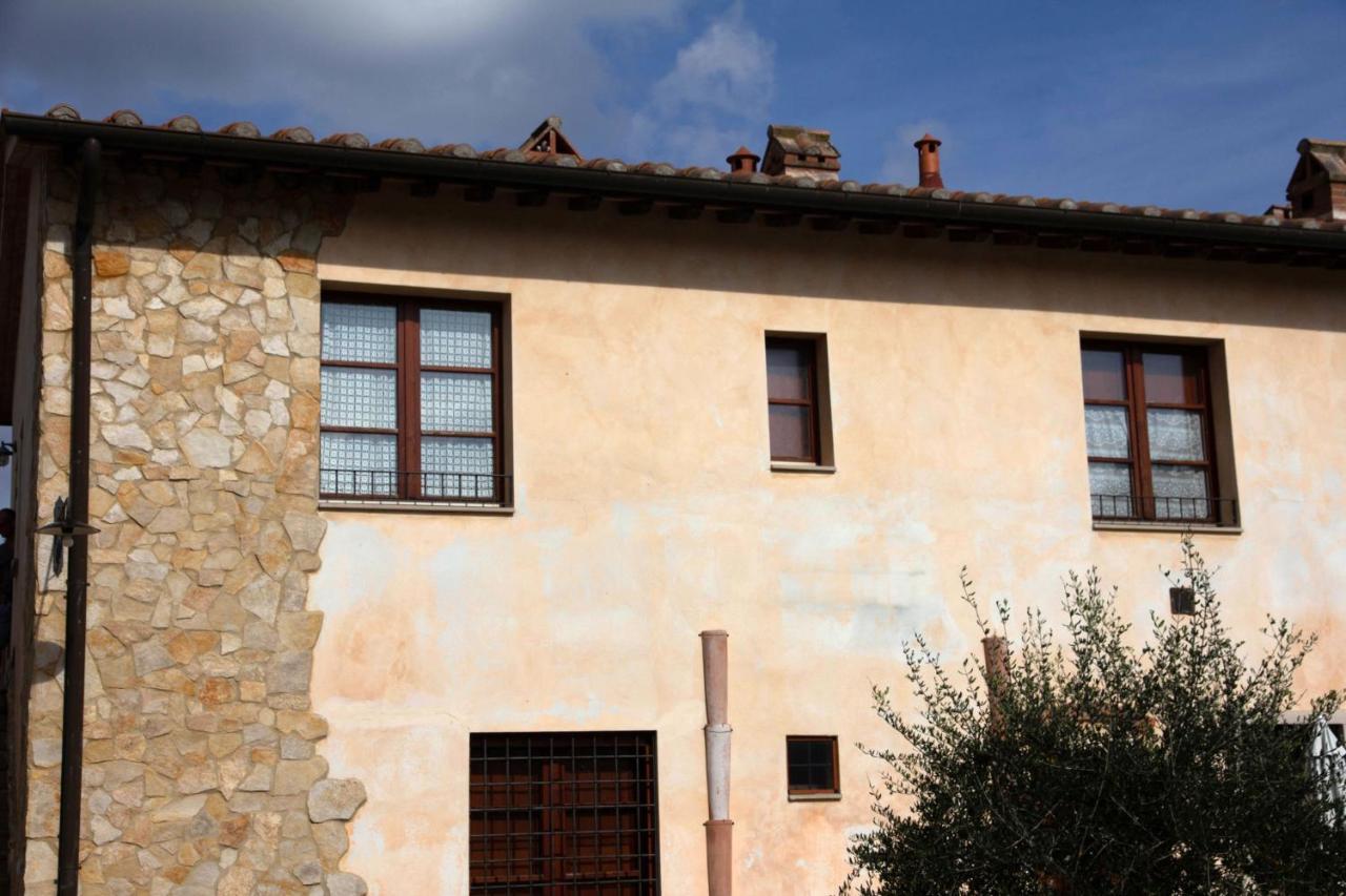 Tuscany Country Apartments กัมบาสซี แตร์เม ภายนอก รูปภาพ