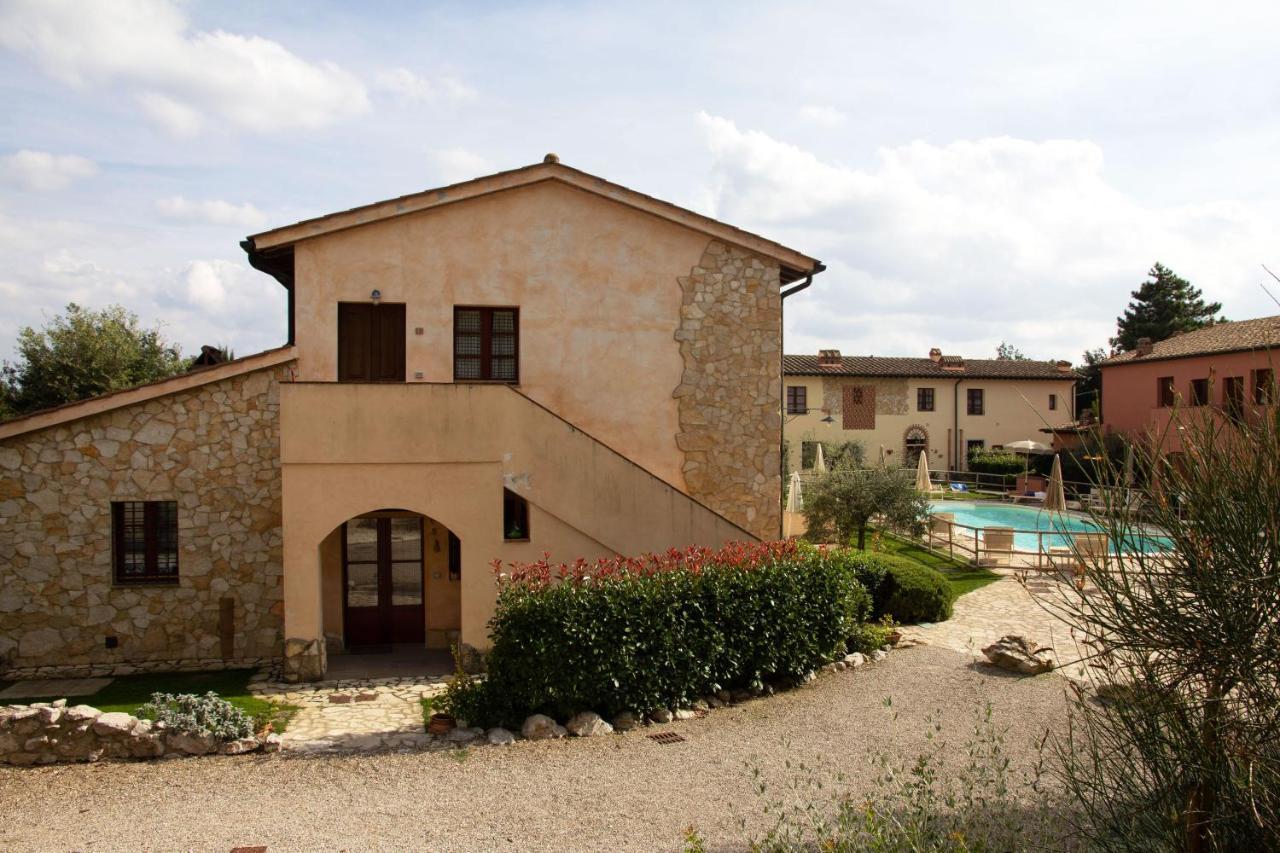 Tuscany Country Apartments กัมบาสซี แตร์เม ภายนอก รูปภาพ
