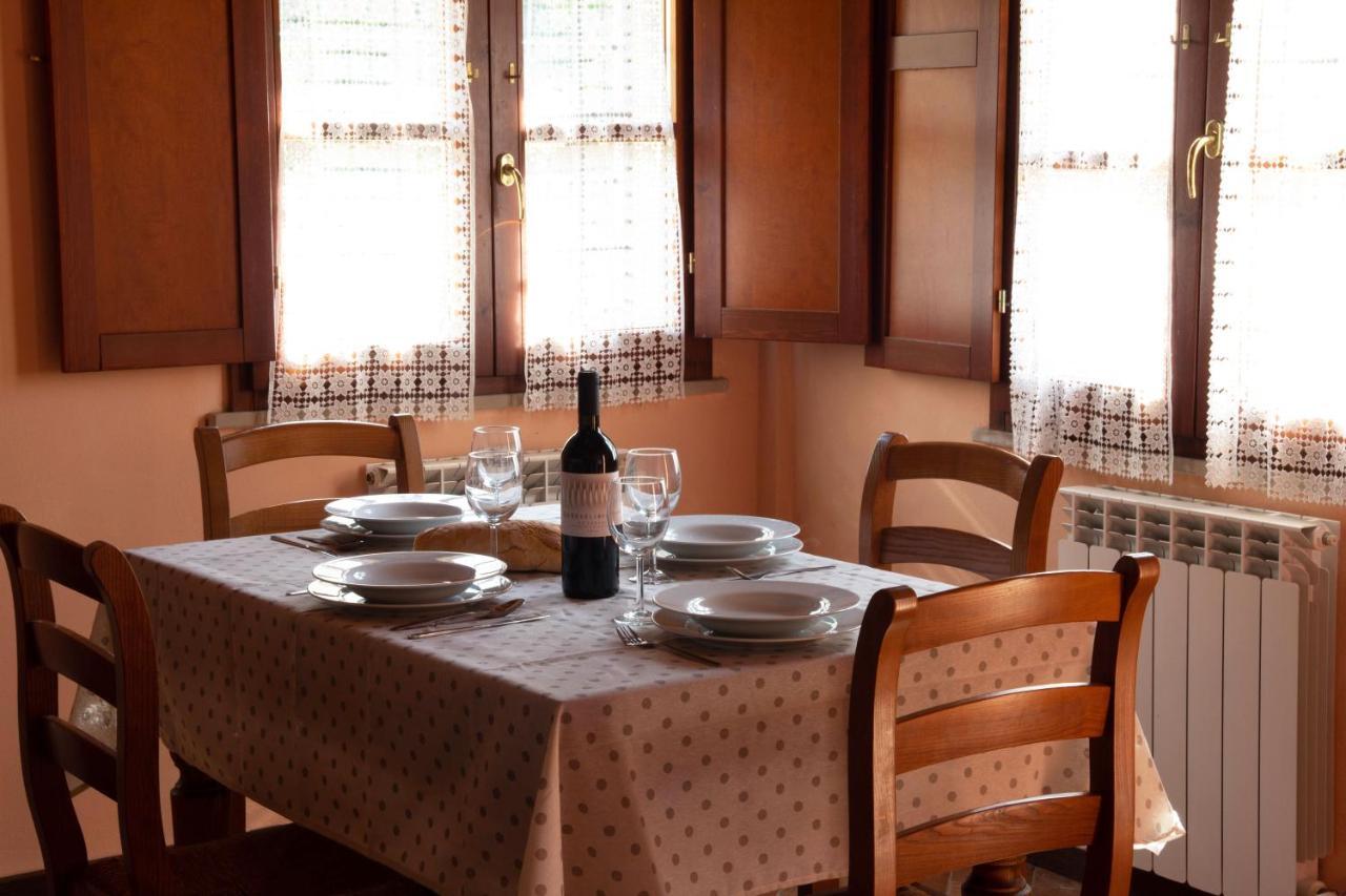 Tuscany Country Apartments กัมบาสซี แตร์เม ภายนอก รูปภาพ