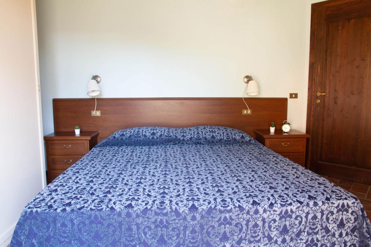Tuscany Country Apartments กัมบาสซี แตร์เม ภายนอก รูปภาพ
