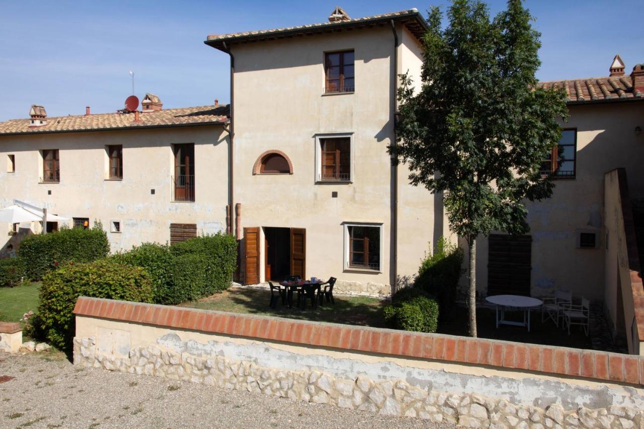 Tuscany Country Apartments กัมบาสซี แตร์เม ภายนอก รูปภาพ