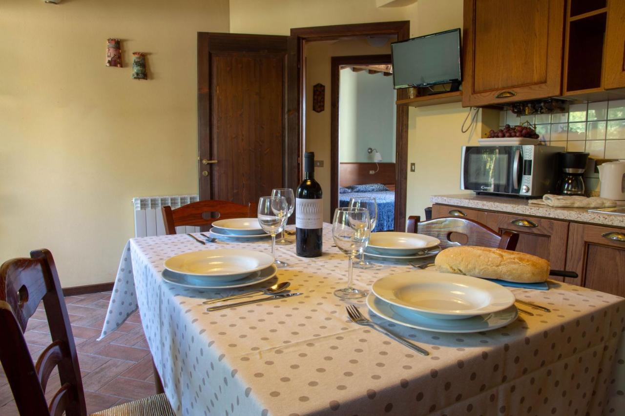 Tuscany Country Apartments กัมบาสซี แตร์เม ภายนอก รูปภาพ