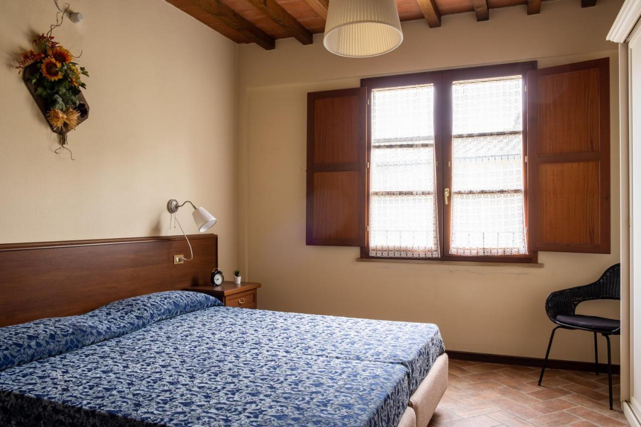 Tuscany Country Apartments กัมบาสซี แตร์เม ภายนอก รูปภาพ