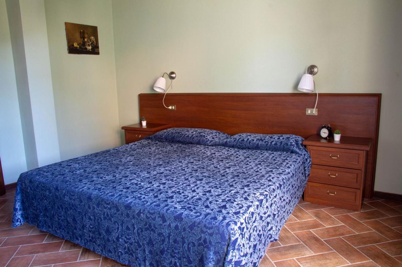 Tuscany Country Apartments กัมบาสซี แตร์เม ภายนอก รูปภาพ